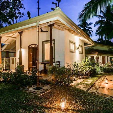 Jh Villa 陶尔佩 外观 照片