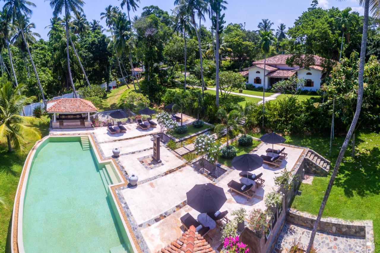 Jh Villa 陶尔佩 外观 照片